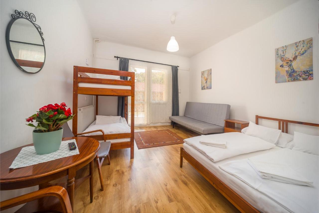 Lipicai Hotel Es Etterem Szilvásvárad Eksteriør billede