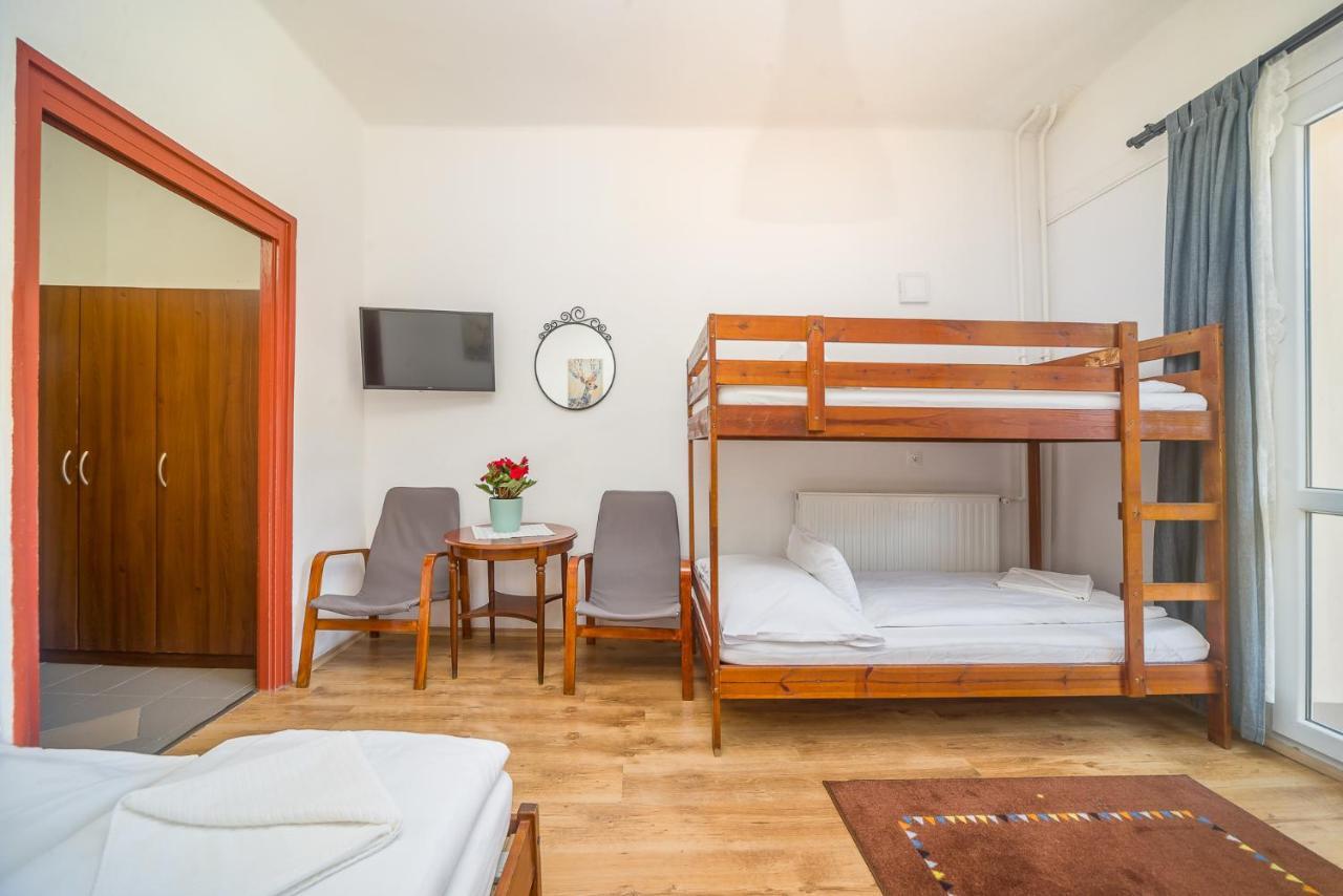 Lipicai Hotel Es Etterem Szilvásvárad Eksteriør billede