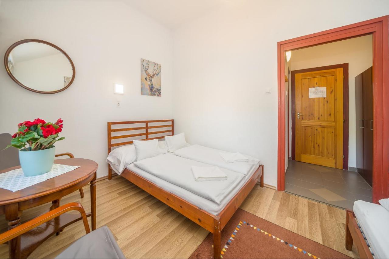 Lipicai Hotel Es Etterem Szilvásvárad Eksteriør billede